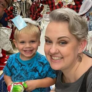 Meet your Posher, Valerie